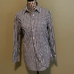 Long sleeve button up collar shirt